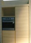 Küchenschrank mit Backofen und Kühlschrank